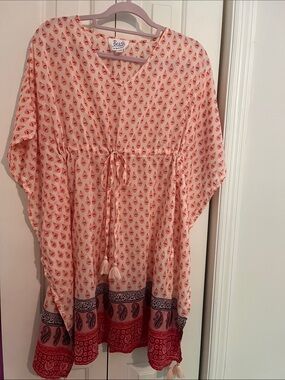 NWOT beachlunchlounge Peach print cover up with tassels